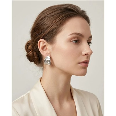 Стильные серьги