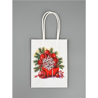 Пакет бумажный подарочный новогодний крафт «Время чудес» 16×12×6 см