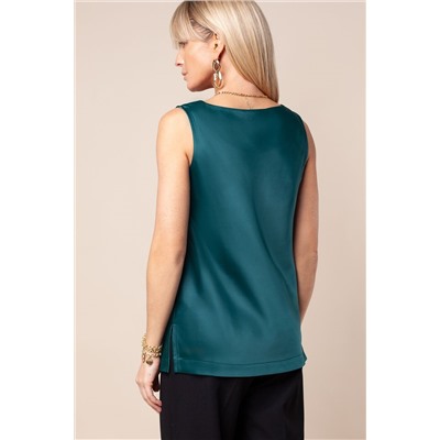 Топ из плотного полуматового сатина, скроенный по косой