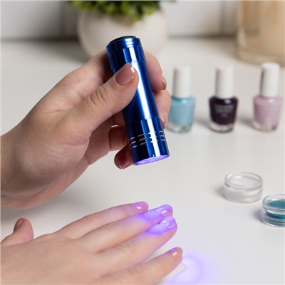 Лампа для маникюра LUF-04, UV/LED, 9 диодов, 9 Вт, от батареек (не в комплекте), голубая