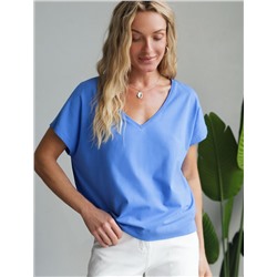 Футболка с V-вырезом и цельнокроеным рукавом из премиального хлопка