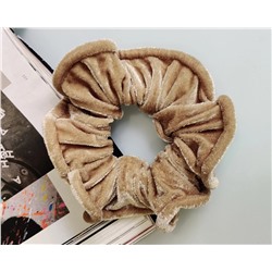 Велюровая резинка для волос