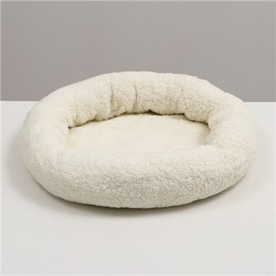 Лежанка для собак и кошек «Уют», мягкий мех, 50×42×11 см, молочная