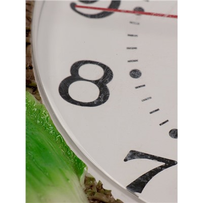 УЦЕНКА Часы настенные «Овощи», для кухни, плавный ход, d=17 см, 27×34 см, бесшумные