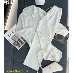 Спортивный костюм #23059504