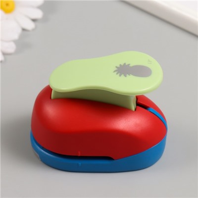 Дырокол фигурный рисунок 3.8×3.8 см «Ананас», 7×5.2×9.2 см, МИКС