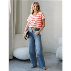 Футболка в полоску с V-вырезом и цельнокроеным рукавом из премиального хлопка