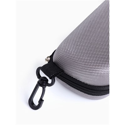 Футляр для очков на молнии, с карабином, размер 17.5×6.5×6 см, серый