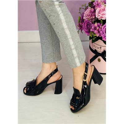 Босоножки на каблуке #22533935