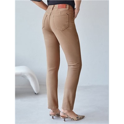 Джинсы из эластичного денима