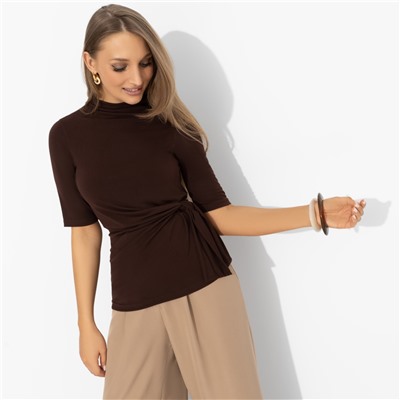 Блуза с декоративным узлом, Минимализм с намёком