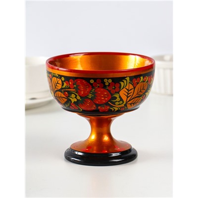 Конфетница на ножке «Сласть», 14.5×15 см, дерево, хохлома