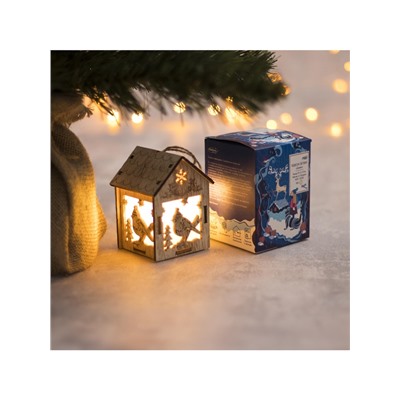 Ёлочная игрушка «Домик с птицей», 8×5×6 см, 1 LED, от батареек, свечение тёплое белое
