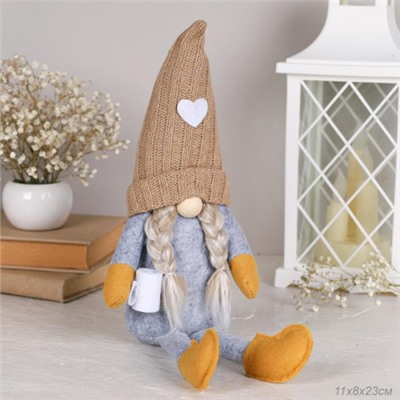 Декоративное украшение Гном 23 см девочка / GH-26/1 /уп 100/новогодний