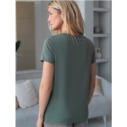 Футболка из премиального хлопка с V-образным вырезом