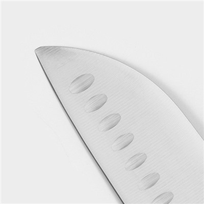 Нож Сантоку кухонный Magistro Fedelaso, длина лезвия 17.8 см