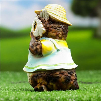 Садовая фигура из полистоуна «Филин в шляпке с букетом», 10×9.5×15 см