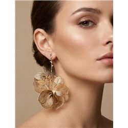 Стильные серьги