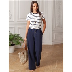 Базовая футболка в полоску полуприлегающая из премиального хлопка с эластаном