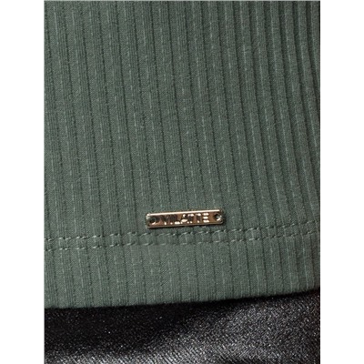 Топ из трикотажа в широкий рубчик