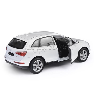 Машинка 1:24 Audi Q5, белый