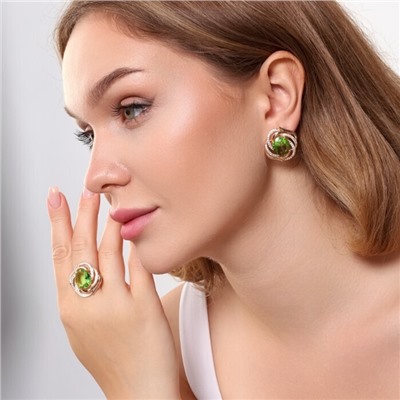 Комплект ювелирной бижутерии коллекция "Дубай" серьги и кольцо 18 р, покрытие позолота, вставка: фианиты, цвет: светло-зеленый и прозрачный, арт.215.400-18