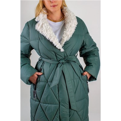 Стеганое пальто с меховой отделкой арт. 2818