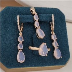 Комплект ювелирной бижутерии коллекция "Дубай" серьги, кулон и кольцо 19 р, покрытие позолота, вставка: фианиты и цирконы, цвет: розовый и прозрачный, арт.414.288-19