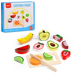 Набор продуктов с дощечкой и ножиком