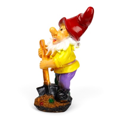 Садовая фигура из гипса «Гном с лопатой на подставке», 42×24×26 см