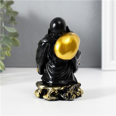 Нэцкэ фигурка полистоун «Хотей с золотым мешком и веером», чёрный 6.5×6.7×11.5 см