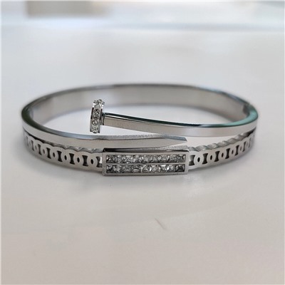 Браслет  из стали