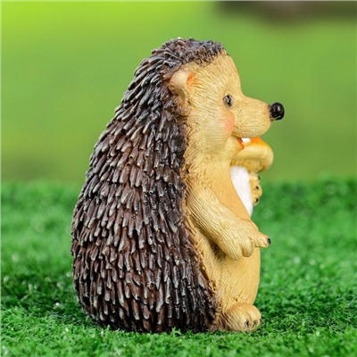 Садовая фигура из полистоуна «Ежик с мухомором», 11×9×8.5 см