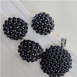 Комплект ювелирной бижутерии серьги, кулон и кольцо 18 р, покрытие: посеребрение, вставка: бусины, цвет: черный, арт.314.638-18