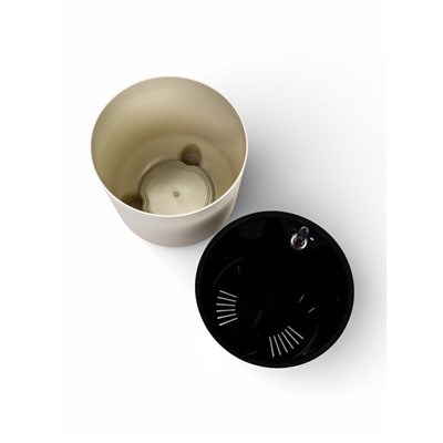 Кашпо для цветов «Шэнк», 6.5 л, d=21.7 см, h=22.5 см, пластиковое, с автополивом, со вставкой, белое