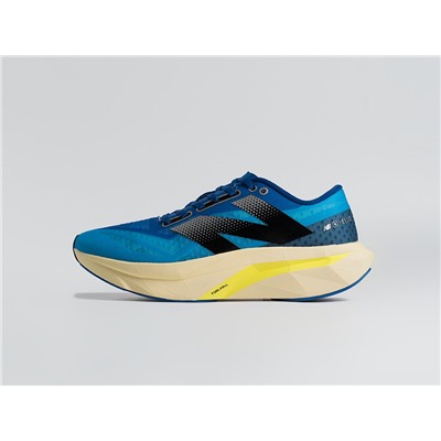 Кроссовки New Balance FuelCell Rebel V4