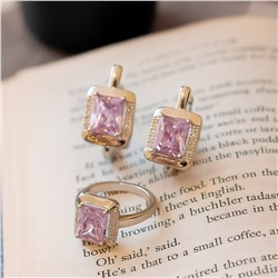 Комплект ювелирной бижутерии коллекция "Дубай" серьги и кольцо 17 р, покрытие посеребрение, вставка: фианиты и цирконы, цвет: розовый и прозрачный, арт.007.145-17