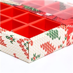 Коробка под 16 конфет «Новогодняя», 17.5×17.5×3.5 см