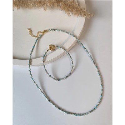 Комплект из натуральных камней и кристаллов