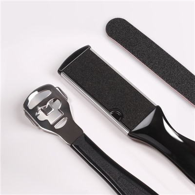 Набор для педикюра, 4 предмета, на блистере, чёрный