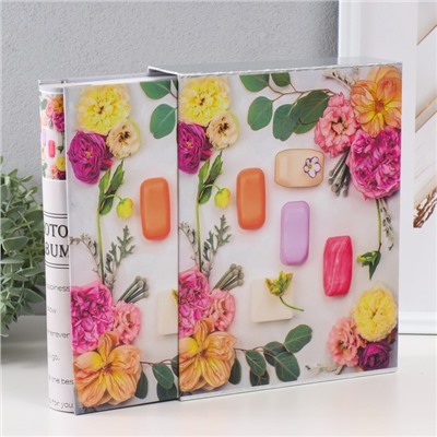 Фотоальбом на 100 фото 10×15 см «Красота спасёт мир», в коробке, 5.7×20.7×26 см, МИКС