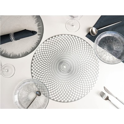 Салфетки сервировочные на стол Доляна «Вира», 4 шт., d=38 см, серебряные