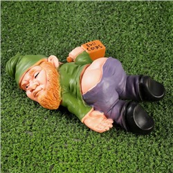 Садовая фигура из полистоуна «Гном спящий-пьяный», 23×16×7 см