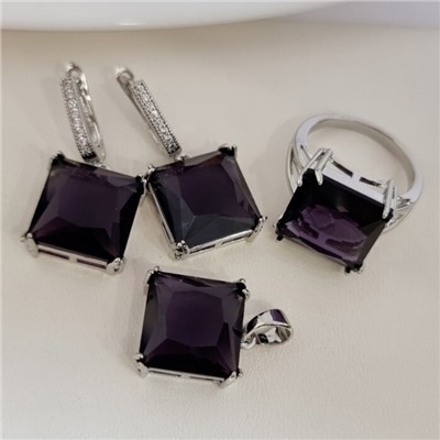 Комплект ювелирной бижутерии серьги, кулон и кольцо 18 р, покрытие посеребрение, вставка: фианит, цвет: фиолетовый, арт.313.147-18