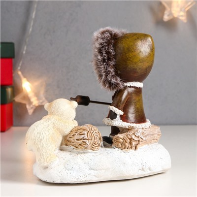 Фигурка светящаяся «Малыш и белый медвежонок - посиделки у костра», 12.5×8×13.5 см