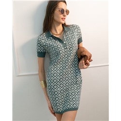 Эластичное платье тонкой жаккардовой вязки