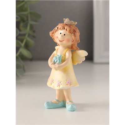 Фигурка полистоун «Принцесса-ангел в жёлтом платье с улиткой в руках», 7×4×10 см
