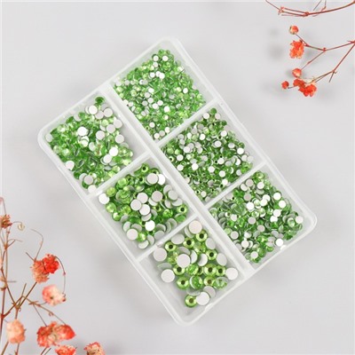 Декор для творчества стекло «Стразы. Зелёный», d=2-4.8 мм, набор 1188 шт., 6×8×1.5 см