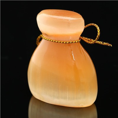 Фигурка - оберег «Мешочек семейного благополучия», большой, селенит