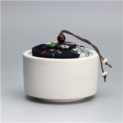 Ароматическая свеча в банке Soy WAX, английская груша и фрезия, белая, 9×9 см